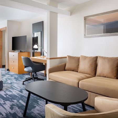 Fairfield Inn And Suites Turlock Exterior photo