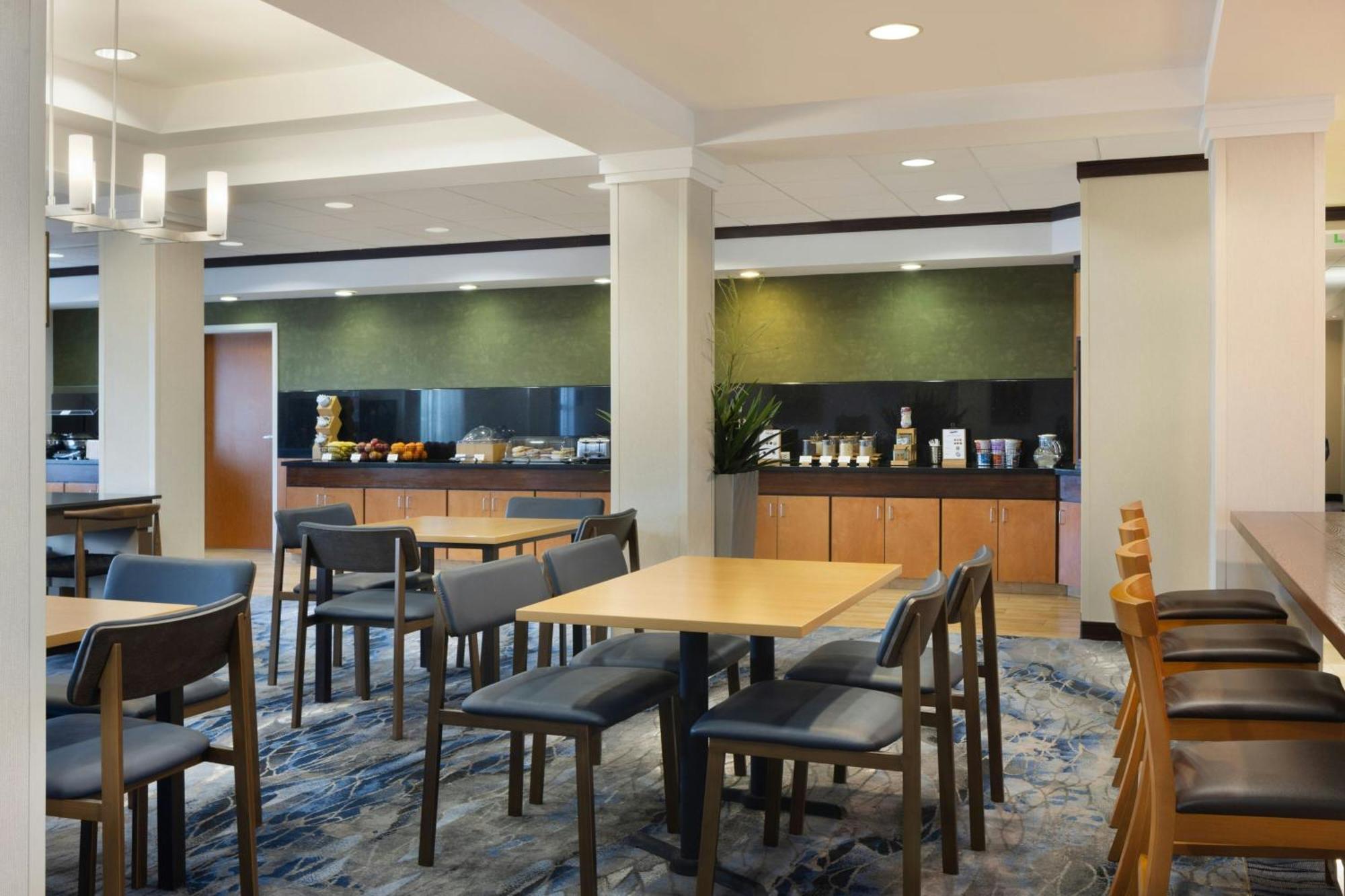 Fairfield Inn And Suites Turlock Exterior photo